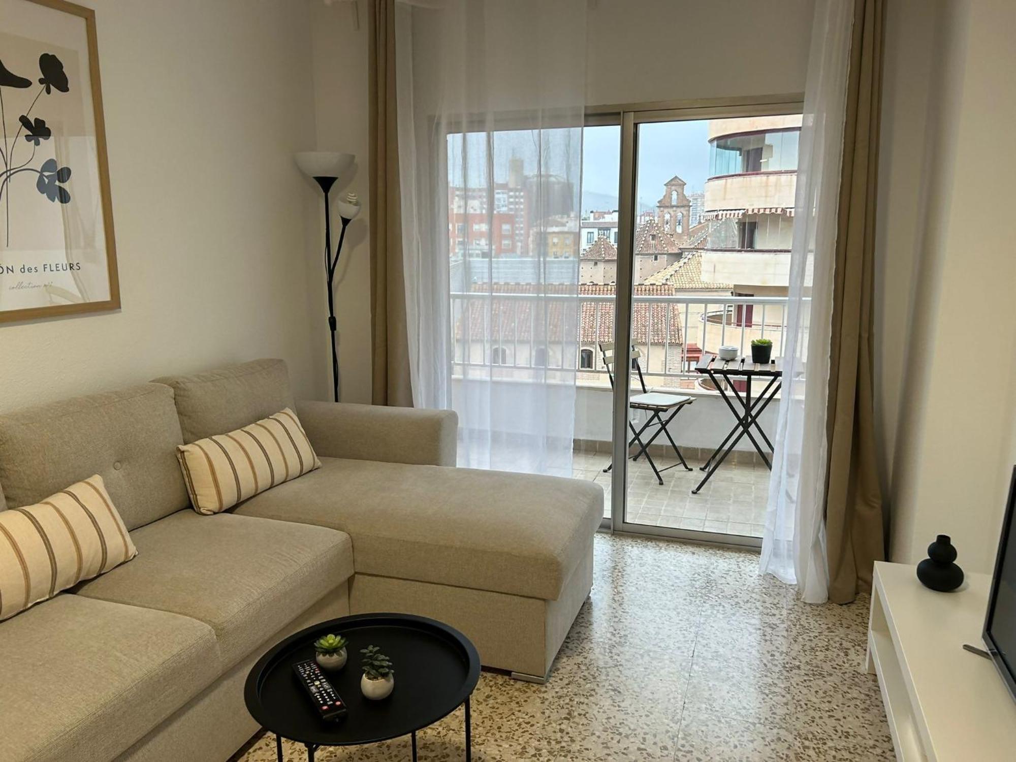 Vialia Piso Centrico Wifi Maria Zambrano Andra Apartment Malaga Exterior photo