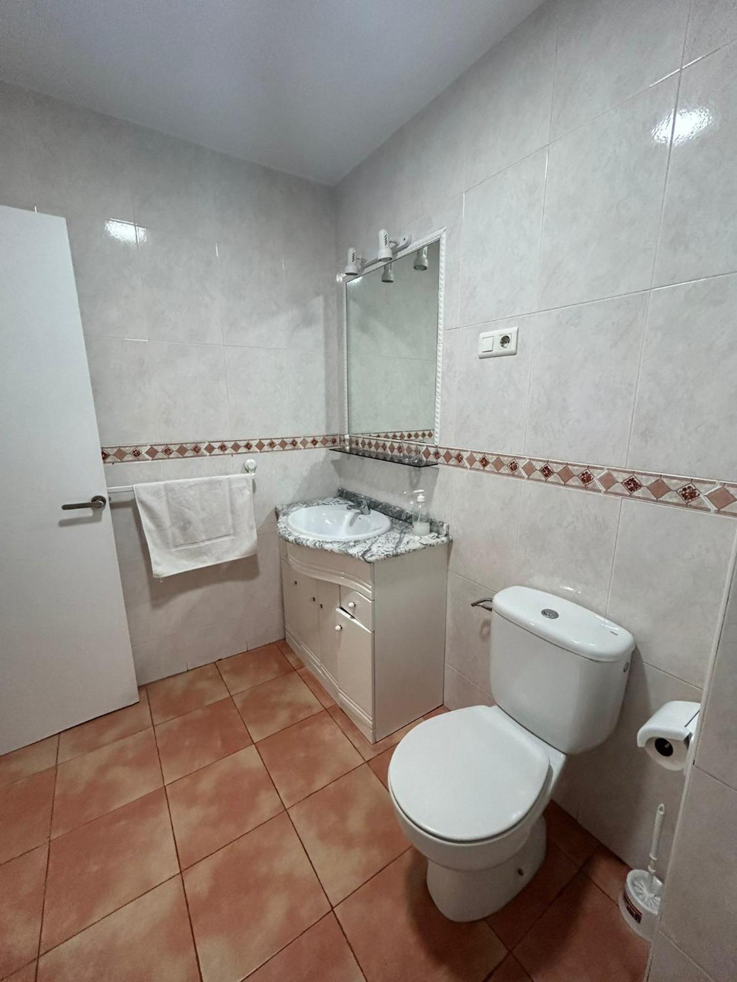 Vialia Piso Centrico Wifi Maria Zambrano Andra Apartment Malaga Exterior photo